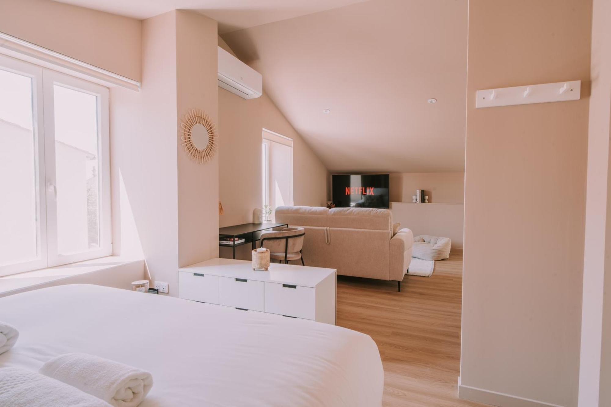 Quietude-Loft Neuf-Clim & Parking Appartement Roquefort-la-Bédoule Buitenkant foto